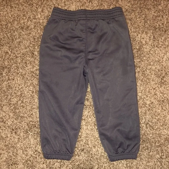 Under Armour Set Size 18 months - Picture 7 of 7